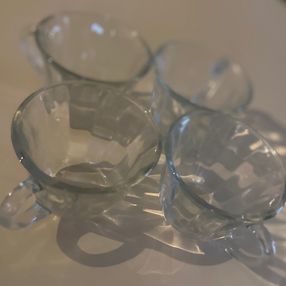 Vintage 1970s Tulip Inspired Punch Bowl Glasses (4) - Picture 4 of 7